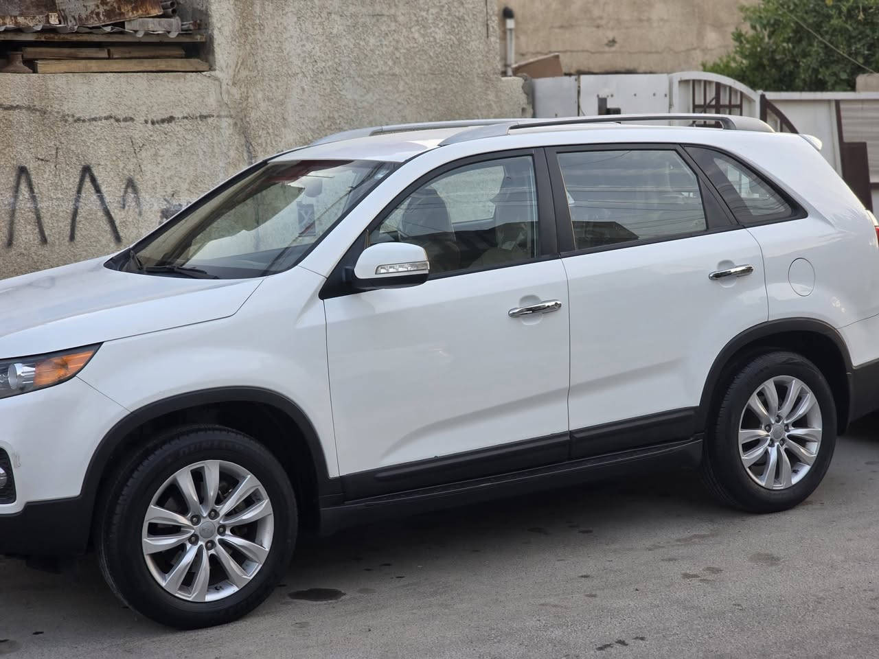 سلام عليكم عندي كيا سورنتو ٧ ركاب مكفوله من البارد وصبغ محرك ٢٤٠٠ تبريد ٣ قطع فوله عده السلايت سياره كلش جديده سياره من شركه شخص واني ثاني مكاني بغداد رقمي *********** سعر 142
