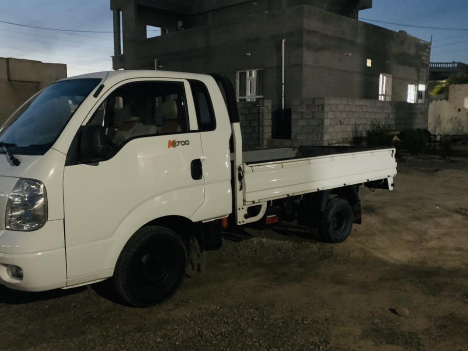 السلام عليكم 
كيا موديل 2012 صلاح الدين الماني سنويه نافذه شرط كير محرك اكسن صدر وشاصي شرط تحويل بدون وكاله مكان السياره الشرگاط الحوريه السعر 100بيها مجال للستفسار عل ارقام ***********
***********
