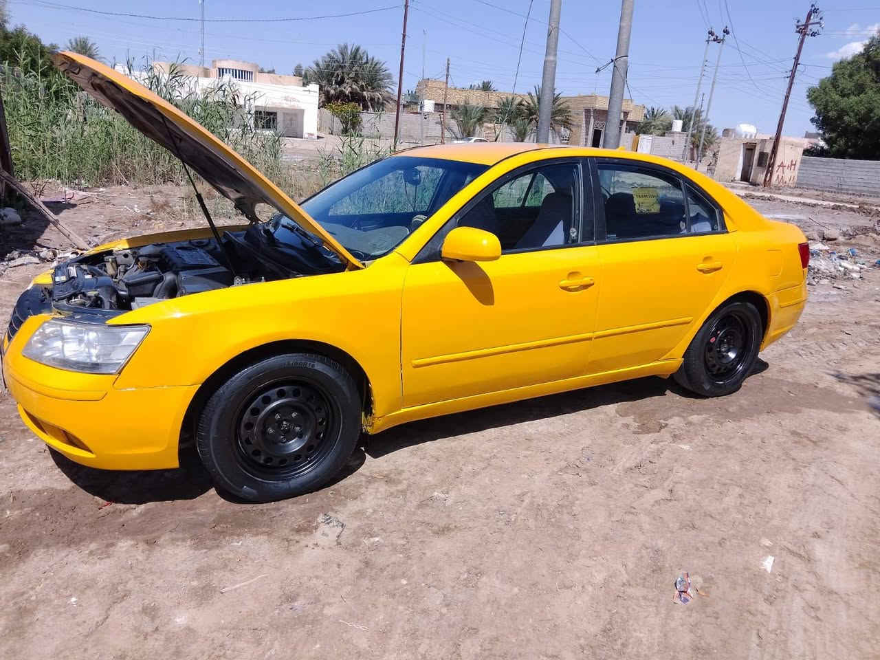 السلام عليكم سوناته للبيع 2010  كير مكينه قبل شهر شادهن  جديد صبقه جديده  مصفره من الهيئة والمرور مداور ثاني يوم بيها فخذه الأماميه مبدله السعر 70وبيها مجال المكان ذي قار سيد دخيل  الرقم ***********
