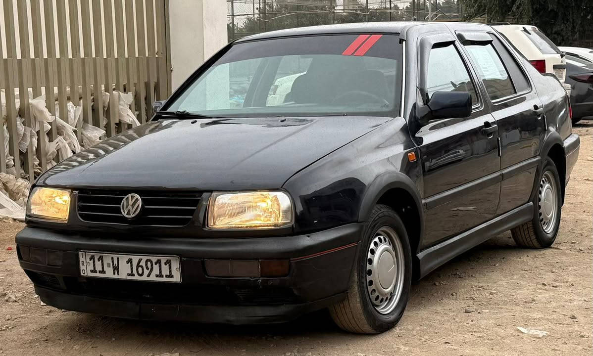 كولف فنتو 1994
كير اوتو كير مكينه مكفولات 
تخم تاير ويل كب 
تدفئه تبريد 
مكفوله  من الضربه 
السعر 44 وبيها مجال 
للاتصال ‭0772 358 1823
