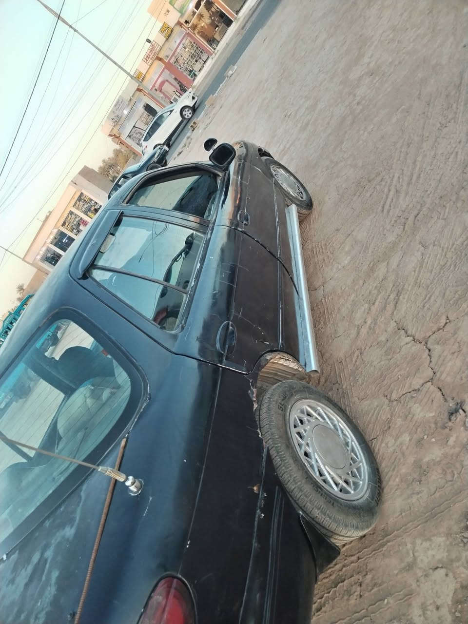كيه سيفيه موديل 1994 رقم بغداد مشروع وطني تحويل مباشر سنويه لل28 نافذه
سياره كير ومحرك خير من
صدر فول
تخم تاير
كهربائيات شغاله
جام امامي يصعد وينزل
والكشر شوف العين
سياره بيهه خياس بالهلالات 
 والباقي شوف العين
السعر 27 وبيهه مجال
***********
