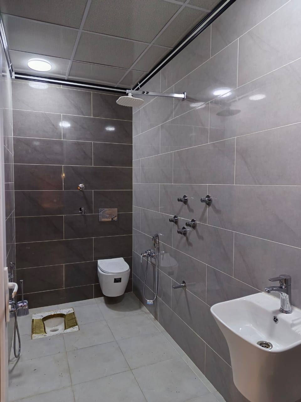 احجز وانت مطمئن المزرعة موثقه بتطبيق أجرلي 🤩
منتجع قلب دجلة ترحب بالزبائن الكرام يوفر لكم راحه تامه وخدمات متكامله للعوائل والشباب 👨‍👩‍👦‍👦💁🏼‍♂️ التفاصيل 🦋🔶كهرباء متوفره على مدار 24 ساعه 🔶الصاله والغرفه مؤثثه بشكل لطيف ومكيف 24 ساعه دون      😻     انقطاع 🔸مطبخ مؤثث بالكامل ثلاجه وطباخ ومجهز بأواني الطبخ الضروريه🔸مكان خارجي مخصص لشوي السمك والمشاوي 🍖 🔶 جلسه خارجيه جميله 🔸صحيات متكامله شرقي وغربي 🔸موقف خاص للسيارت 🚘🚖 🔸مسبح  كبير وصغير للأطفال 🏊‍♀️🏊 🔸 العاب فيشه ومنضده للكبار 🔸 العاب للأطفال لأجل متعتهم وراحتهم 🛝🛝 🔸انترنت 24 ساعه 4Gالحجز المسبق ودفع نصف مبلغ الحجز عن طريق زين كاش العنوان:صلاح الدين / قضاء بلد 
للحجز واتساب  ***********
