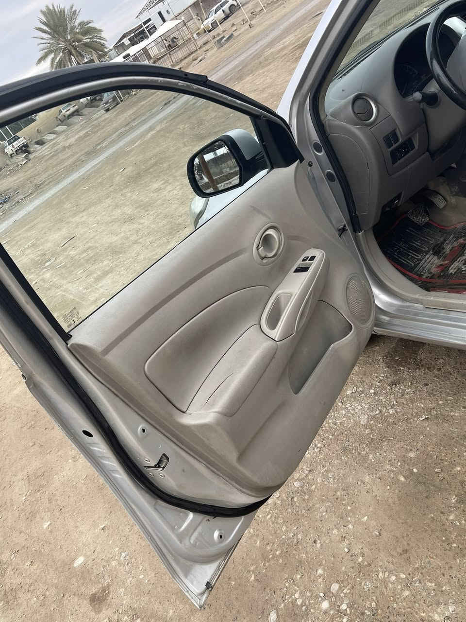 سلام عليكم 
بيع فقط نيسان سني هندي 2015 رقم أربيل  الجديد شرط التحويل 
محرك كير صدر كهربائيات تبريد كلها جاهزه 
صبغ حزام جماليه 
مكاني سامراء السعر 87 بيها مجال للشراي 
***********
