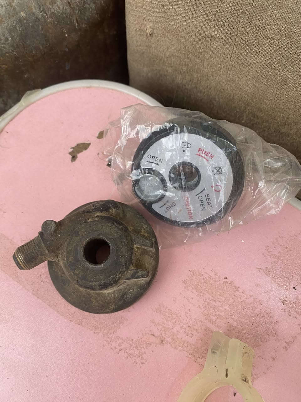 (اسعار مناسبه الصدر وياه فج ب٣٠. )نشره مجانيه (كابريتر ١٢٠و١٤٠ ب٢٠ الف) يدات ١٠ الطره ب١٠
مكاني بابل كريطعه


**إذا كنت صاحب هذا الإعلان وتريد حذفه لأي سبب، رجاءا أرسل رسالة إلى الدعم الفني**