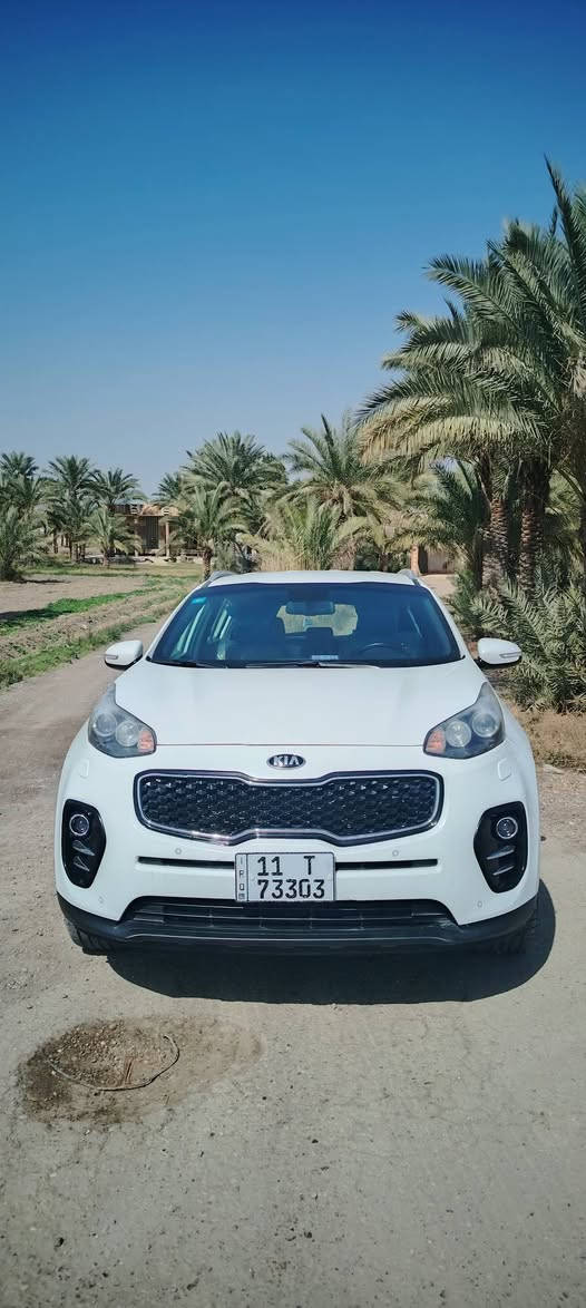 سلام عليكم سبورتج موديل 2018 خليجي رقم بغداد محرك 2000 دوش صبغ باب خلفي فقط السعر 172وبيه مجال العنوآن بغداد ***********
