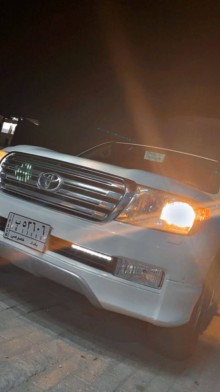 السلام عليكم
تيوتا لاندكروزر 2011 ستينية معروفة مواصفات الستينية ✅
—————————————————
. بصمة تشغيل
. بصمة ابواب 
.فتحة سقف 
.جلد 
.تحكمات ستيرن 
.فورويل 
. اشاير مريء 
. شاشة كبيرة 
. حساسات خلفي + امامي 
…..
————————————————
مكفولة السيارة عدا جاملغ الامامي الايسر بارد فقط 
السعر :- 330 ورقة وبيهة مجال 
مكان السيارة :- بغداد - الطالبية
للأستفسار :- ***********
