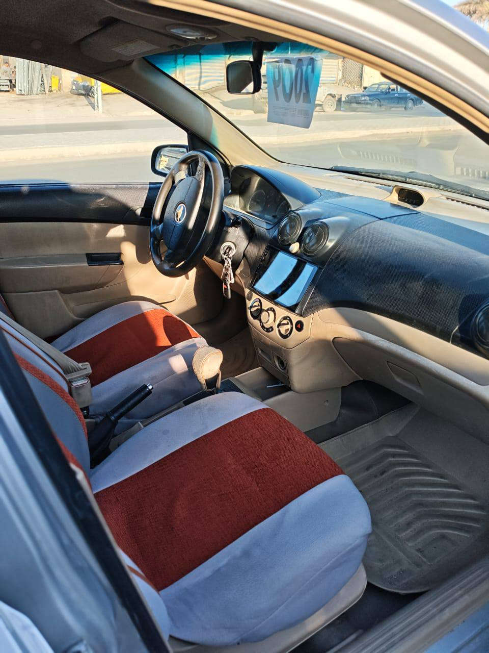 سلام عليكم شوفر ليت افيو خليجي 2009 رقم اربيل بسم كردي وكالة أو تحويل سياره حلوه وجاهزه مال جناي 
مكينه مفتوح المرغوب السياره اوتماتيك دواخل بيجي شاشة سنتر لوك ريمون
مكفوله من الصبغ والتبديل والفتح 
بيه باردات قليلة شوف العين 
مكينه وكير مشروطات حداديه جاهزه 
تبريد شغال كهربائيات جاهزه 
السعر ٦٨ وبيه مجال 
مكاني نجف
رقمي *********** النجف, العراق
