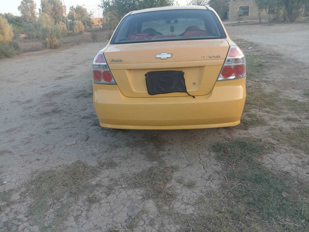 للبيع افيو موديل ٢٠١١
بيها طخه بجاملق الخلفي ومكينه بيها خيط بخار

السعر ٥٢ وبيها مجال مصفره هيه وغرامات كير عادي

المكان دوانيه الحمزه الشرقي الاستفسار الإتصال على رقم ***********
