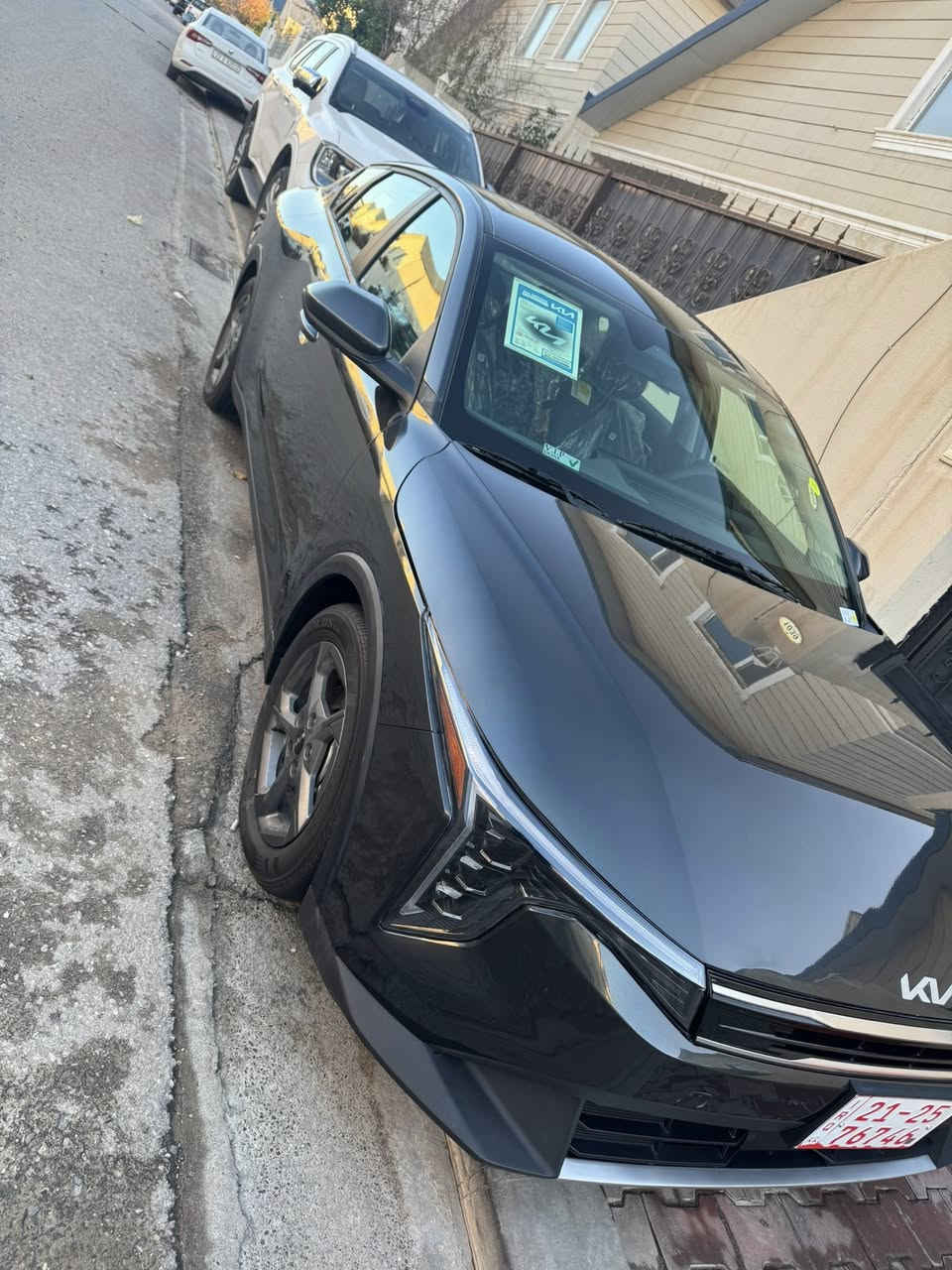 السلام عليكم

كيا K4 الشكل الجديد 2025
 🖤 2025 KIA K4 LX
‎محرك 2000 دوش المرغوب
 فقط دعاميه الاماميه بدون صبغ  سياره كلين 
ايرباكات سليمة شركة✅

موصفات LX
شاشه ايباد عدد ٢
تشغيل عن بعد
رادار جانبي
تحديد مسار
رادار امامي
رادار خلفي
توقف ذاتي
قياده ذاتيه
شاشه كار بلي +اندرويد
سايد بريك بصمه
اوتو هولد
نظام سبورت ونورمل
تحكمات ستيرن 
وهواي بيها مواصفات

السعر 167 ورقة وبيها مجال  بدون رقم ( تترقم شمالي )
واتساب / ***********
العنوان / اربيل ( معرض برج خليفه ) 

رقم الشاصي// 3KPFT4DE6SE066979
