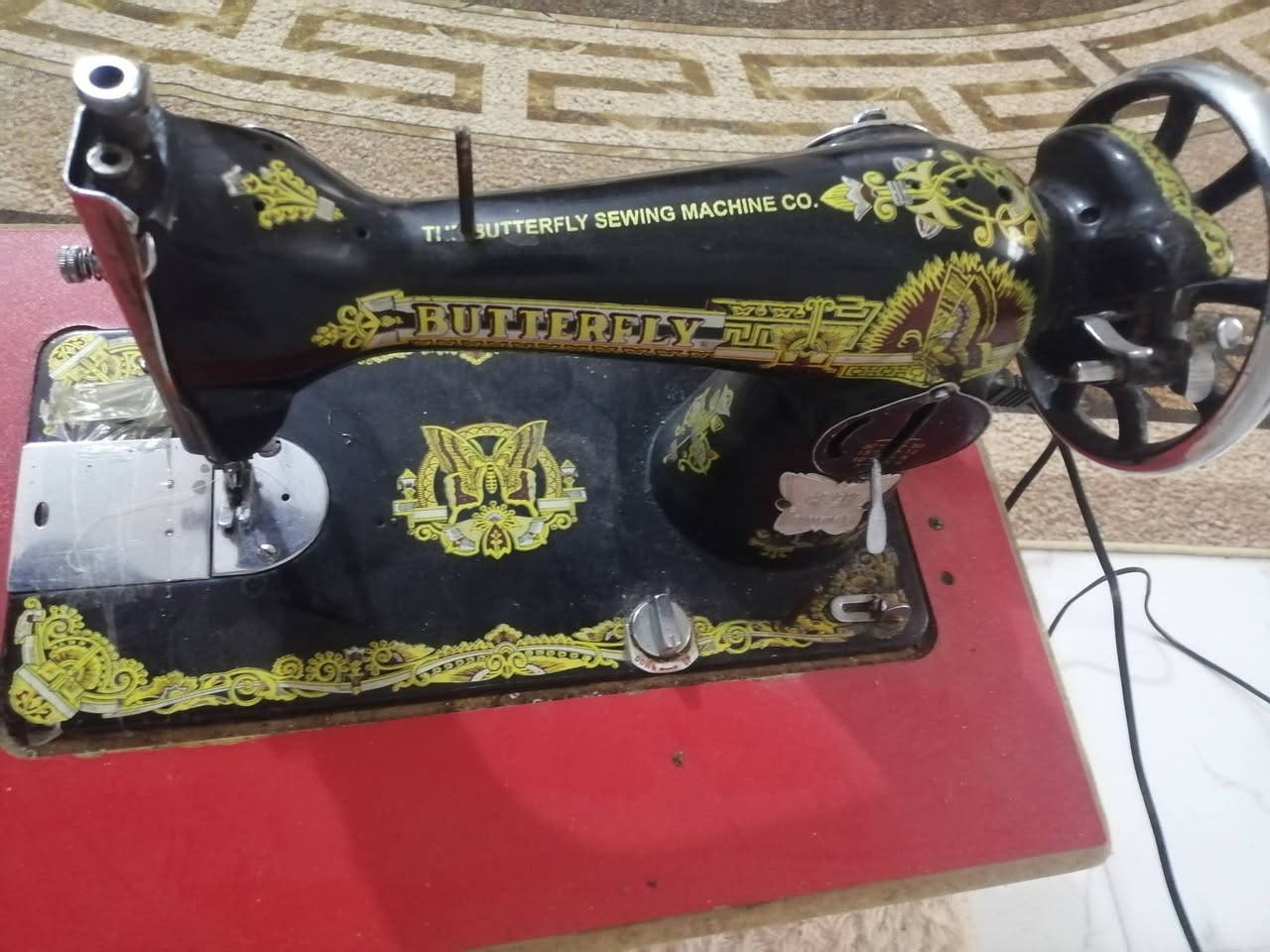 سلام عليكم مكينه خياطه شغاله كلشي ما بيهة فراشه الهنديه
مكاني شهربان 
سعرهة مناسب
