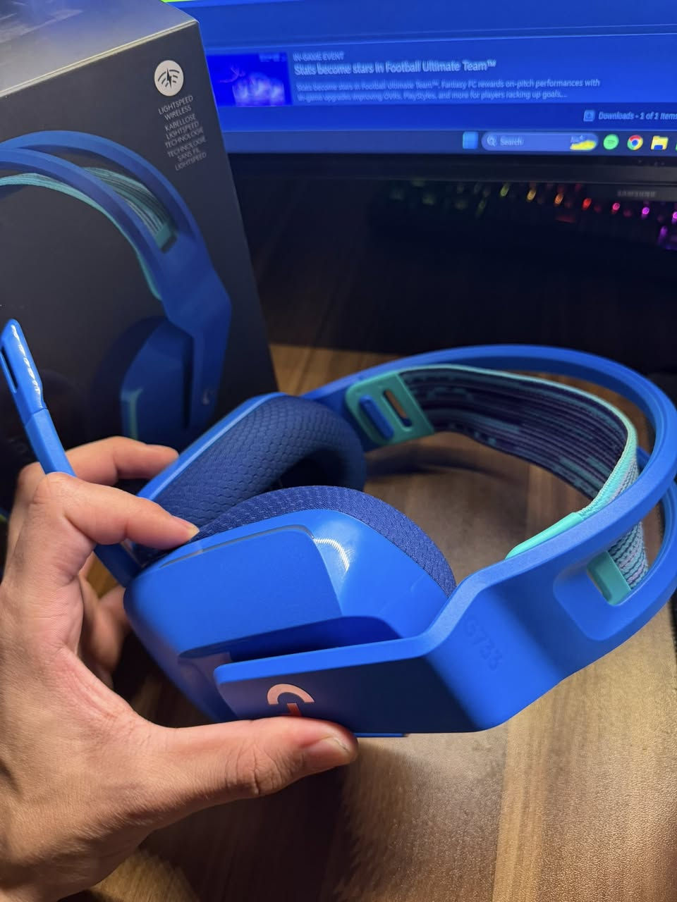 السلام عليكم شباب
سماعة LOGITECH G733 LIGHT SPEEDرايدها للبيع
السماعة مصار ساعتين من اشتريتها بعدهي نظيفة 

رايدها ب 120 الف 

سبب البيع : توازيت و اشتريتها و ما ناسبتني

مكاني بغداد الزعفرانية الاربع شوارع 

***********

ما عندي توصيل
