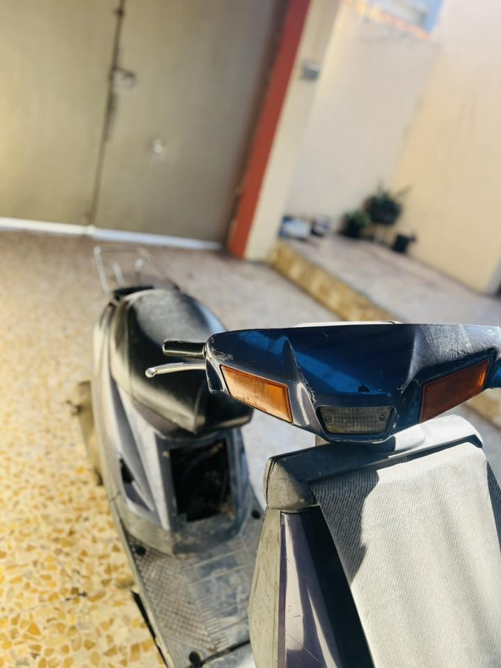 ماطور برون كدام العين ما مكسور الشاصي معمر مرا وحده سعر 150  //***********
