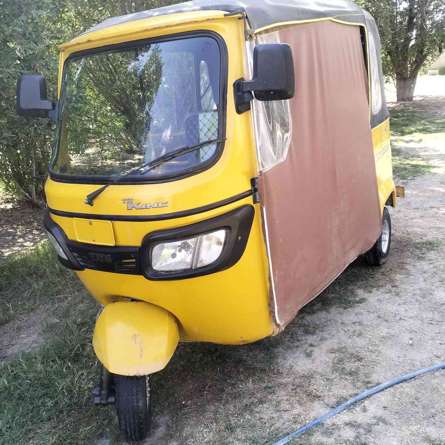 تكتك البيع 2020مكفوله محرك ما مفتوح رقم وسنويه سعر 6وبيهه مجال شي قليل ***********
