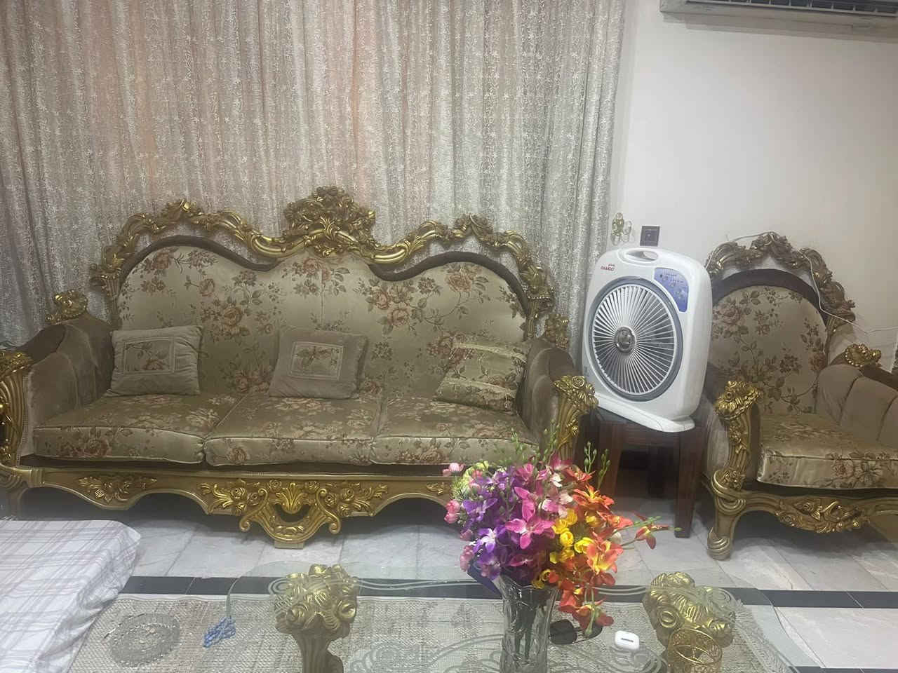 650زان مصري 10مقاعد سيت طبلات مكان الدوره للتواصل ***********

