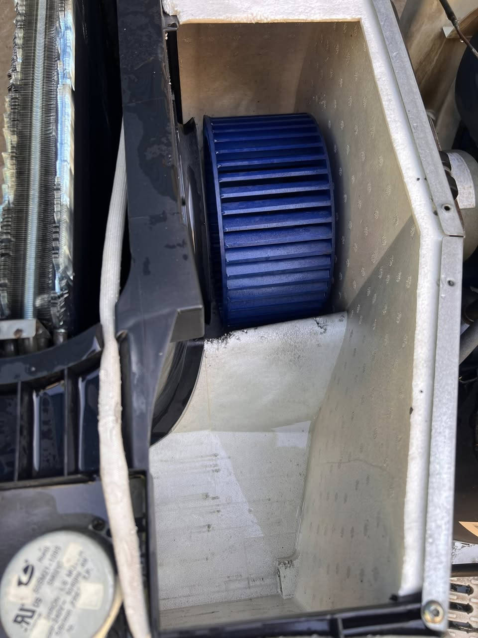 مكيف للبيع بلادي راوتري شرط الشغل السعر 190 ألف
الدورة ***********
