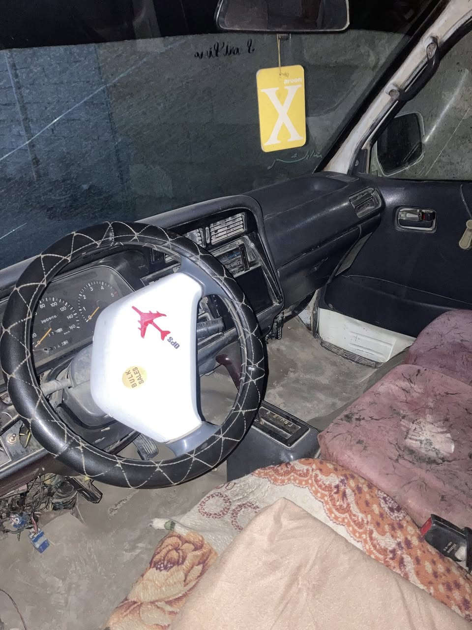 السلام عليكم هايسه للبيع
موديل 92 سنويه بعدهه ماصاقطه لل 28 
14 نفر مكينه وكير ونجي 6 شرط مكفوله كفاله عامه 
صدر امامي وخلفي جديد باتري جديد تخم تايرات جديد السعر 29 وبي مجال مكاني ديالى رقم ***********
