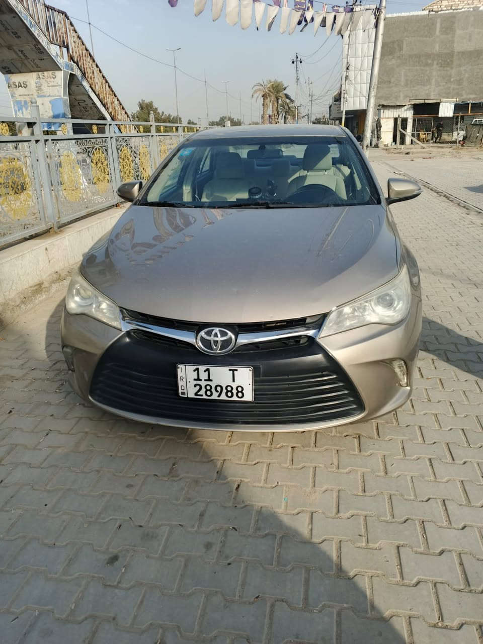 السلام عليكم كامري موديل 16خليجي بدون ضرر فقط رش صفحة السايق اثر شخوط استعمال شخصي ماشيه 180 
للاستفسار اللتصال على الرقم ***********
