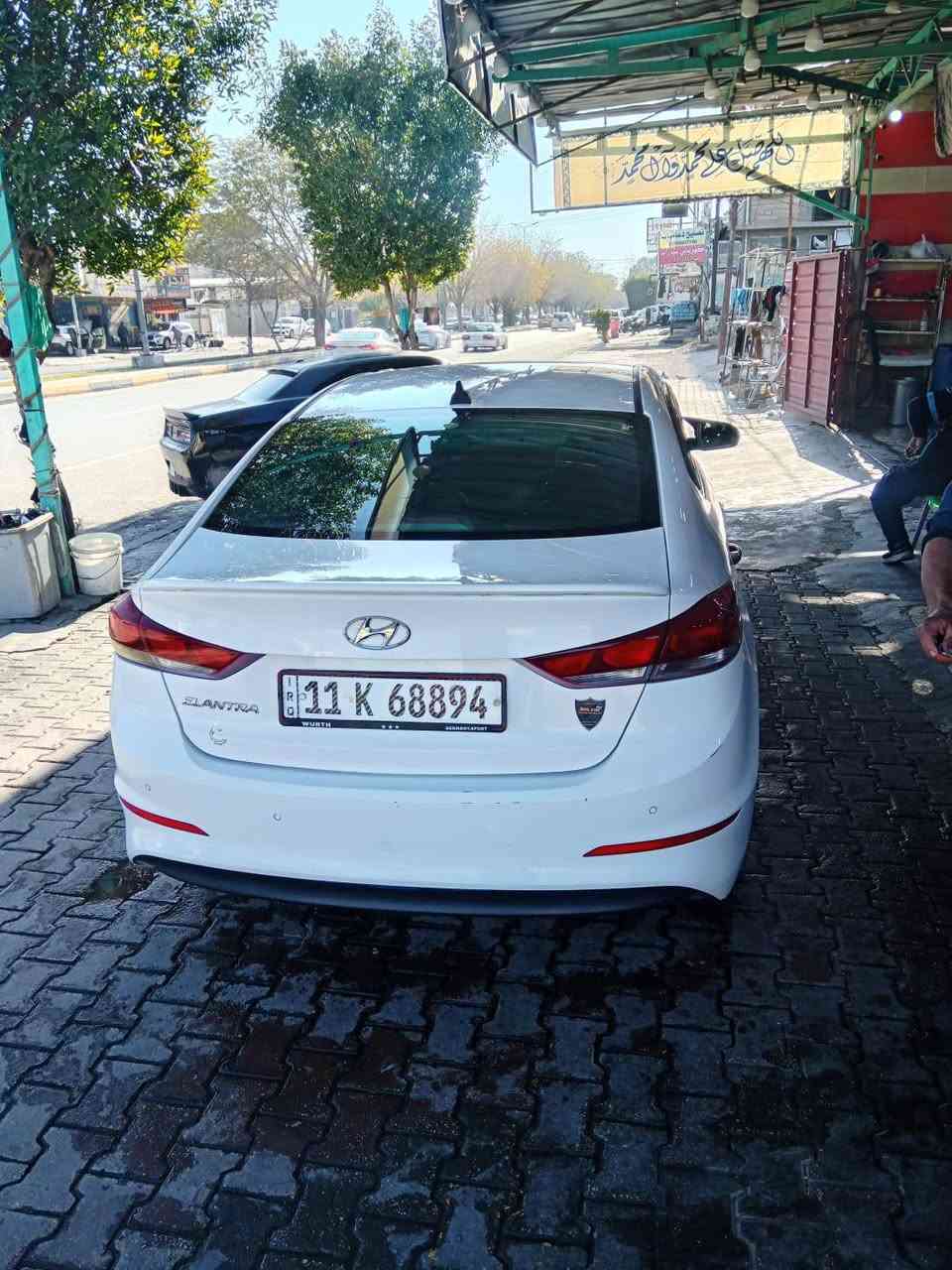 السلام عليك الانتره خليجي موديل 2017 للبيع السياره فول ماعده البصمه محرك 2000 دوش المرغوب كير AT انضمت قياده يكو نورمال سبورت السياره نضيفه حداديه امامي خلفي جديده تخم تأير جديدالسياره داخل لونين عسلي معه صاج حساسات خلفيه شاشه وكامر السياره بسمي امداور ثاني يوم هزه جديده السياره مكفول فقط بيها بارد قليل بل هلال الجاملغ الخلفي مكاني كربلاء الحر حي سومر الرقم *********** السعر بل خاص
