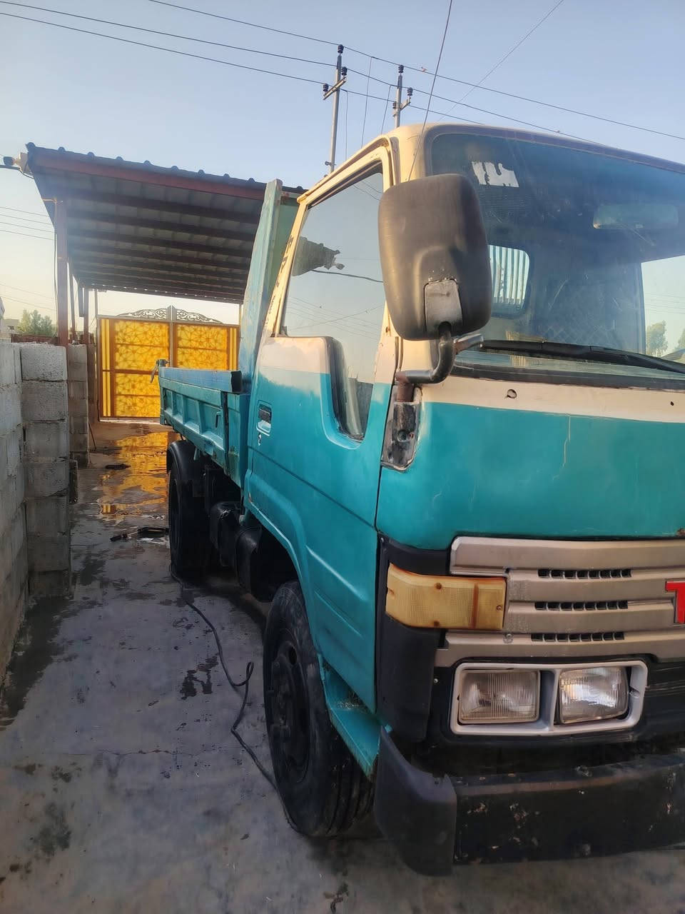 سلام عليكم كنتر لبيع سياره خير من الله محرك مكفول كير و كسن مكفول كهربايات كله شغاله سياره خير من الله شاصيه مكفول ومحرك رقمه نكليز ميسان سياره مكانه بغداد تحويل ثاني يوم  سياره دخله مدوشم جديد  رقم ***********
