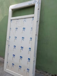 باب بلاستك درجه اولى للبيع /٠٧٧٠٩١٨٣٦٩٤
