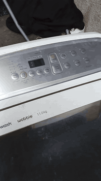 غساله اوتوماتيك النظافه 80% السعر 150 البكان قريعات وهذا رقمي
***********
