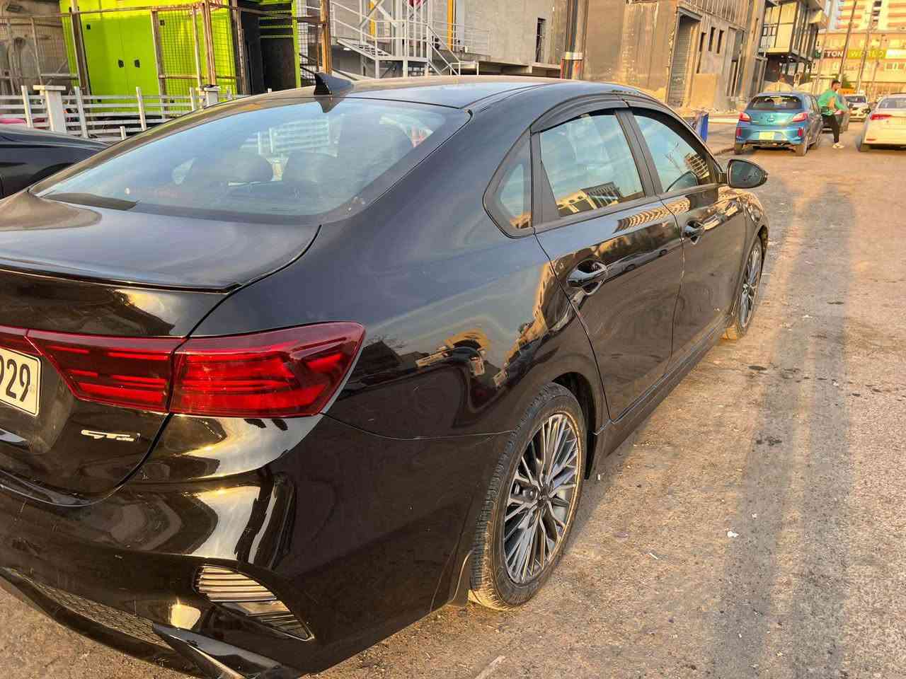 فورتي موديل 23
جيتي لاين فول مواصفات بس بدون فتحة 
السيارة كلش جديدة ماشي 35 مايل 
داخلها جديد ونضيفة وماناقصها شي
بيها بوند صبغ وجاملغات تعديل بارد 
بس ايرباك استيرن راجع سستم وبيها مجال أربيل, العراق


**إذا كنت صاحب هذا الإعلان وتريد حذفه لأي سبب، رجاءا أرسل رسالة إلى الدعم الفني**