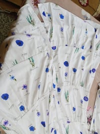 فساتين • استعمال قليل • ايباد