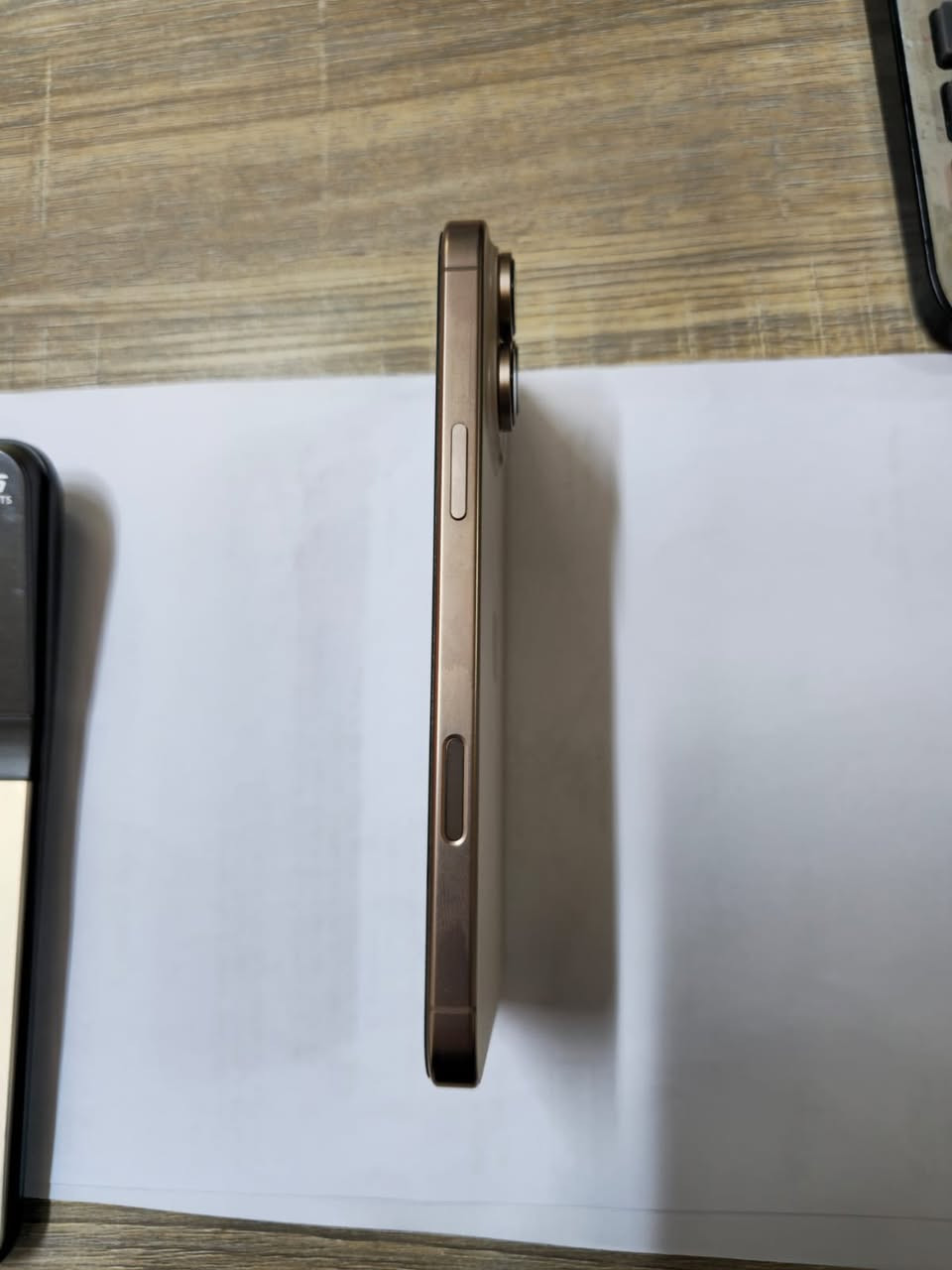 ايفون 16 برو ماكس ذاكره 256 بطاريه 100 عدد الدورات 193 السعر (1.400.000) ***********
