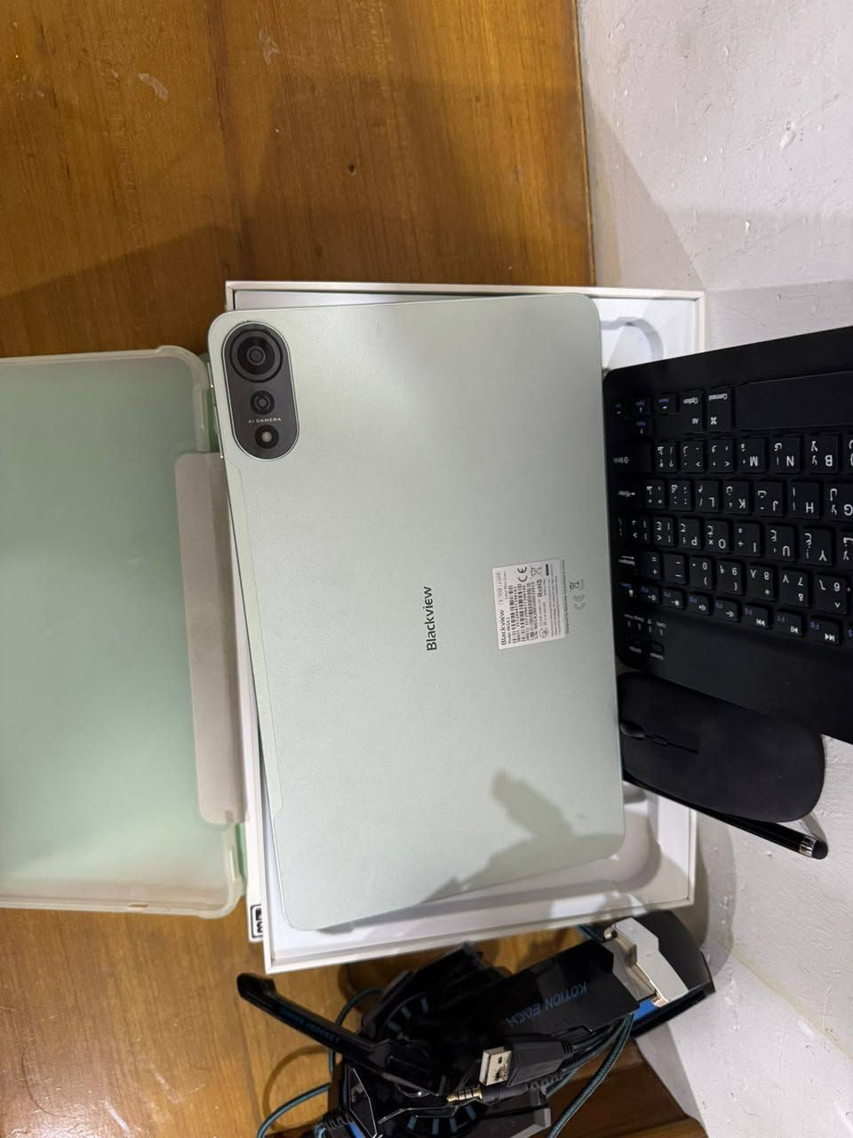 ايباد زيرو مع ماوس وكيبورد للبيع ذاكره ٢٥٦ فول مواصفات يرهم للدارسه والالعاب
متواجد على الفيس وهذا رقمي ***********
