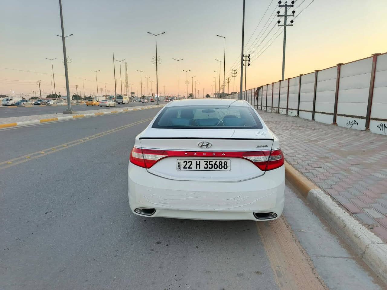 السلام عليكم سياره نوع هونداي ازيرو خليجي موديل 2015 بيها خمس قطع رش بدون داخل كلير سياره سته اسلند   حساسات تحكم جهتين برده كهربائي خلفيه برده جانبيه ابلدي كير مكينه حداديه خير من الله السياره بسمي تحويل مباشر بيع سريع السعر108وبيها مجال حك الجيه العنوان كربلاء رقم الهاتف***********
