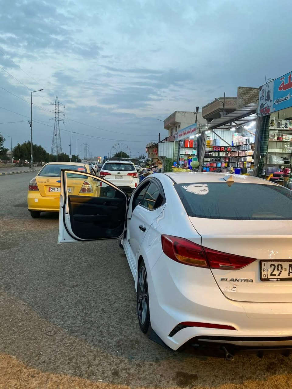 السلام عليكم لبيع النترا موديل 2018 فئه سبورت وارد أمريكي حادثهه جاملغ وبنيد بدون ايرباك  مع السونار مرفق بالمنشور وصور الحادث مكينه 1600 تيربو كير اوتو  ٧ نمره دبل كلج مو سفتي ولا ايتي نضام كلج السياره جاهزه من كل النواحي تخم تاير مكينه كير صدر كهربائيات كفاله مواصفات فتحه بصمه تشغيل +بصمه أبواب كشنات تدفئه تبريد +جلد + تبريد لمس تحكم ستيرن جهتين شفتات ستيرن حساس خلفي شاشه كبيره دمام راداد تحديد مسار راداد بالمري شاشه كار بلي اشاير بالمري اشاره ترحيب  كزوز رياضي  تعمل نضام سبوت ونضام عادي بعد بيهه   مواصفات ما ذاكرهن  مكان السياره واسط الكوت مركز المدينه رقم الهاتف ***********
