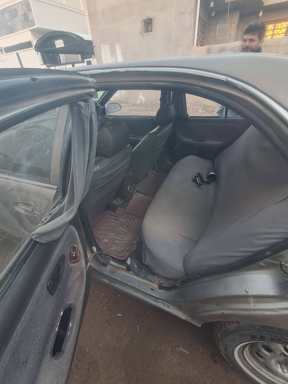 سلام. عليكم سوناته 3 موديل 2000 يمكينه2000 جديده قبل شهر شادلهه داينمو جديد باتري زوج.تاير لسياره خير من الله صدرهه نص عمر ساره رقم  نجف مشروع وطني سونيه 30 سياره بديالي لسعر 28 وبيهه مجال قليل ***********
