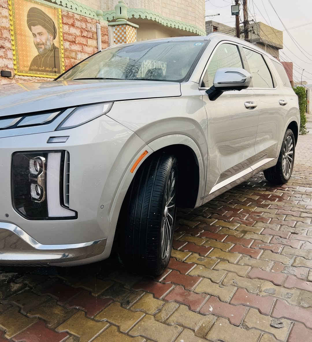 السلام عليكم
هيونداي بالسايد كالكرافي اعلى فئه

 موديل 2024

رقم بغداد بأسمي 

حجم المكينة 6 سلندر 3800 

ماشية  17 

حادث السيارة (  جاملغ الأيسر   مامي وبنيد +  طلع بيها بابين كلير من امريكه

صور الحادث مرفقه بل منشور  

مواصفات السيارة : فول اعلى فئة ( كشن مساج - اوتو بارك - 5 كامرات - سقف كنتارة - فتحة سقف + بانورما - قيادة ذاتية - داتو شو  -رادارات خلفية وجانبية وامامية - كشنات اسود خزن ميموري مع تدفئة وتبريد في جميع المقاعد الامامية والخلفية - 4 وضعيات قيادة - قراءاة خطوط السير والعلامات المرورية - صندوق كهرباء ذكي - 3 قطع تبريد - حساسات امامية وخلفية - دشبول شاشة ديجتل - دخول بصمة ذكي - سايد بريك كهرباء - اوتو هولد + نقطة عمياء - شاحن لاسلكي - مثبت سرعة - بدلات التغير السرع شفتات على المقود - مرايا جانبية هيتر + تعتيم - جميع الانظمة الاكتروني متوفرة في السيارة 

السيارة  دخول. جديد 

السعر 315$

مكان السيارة  بغداد 

الاستفسار رقم  ***********
