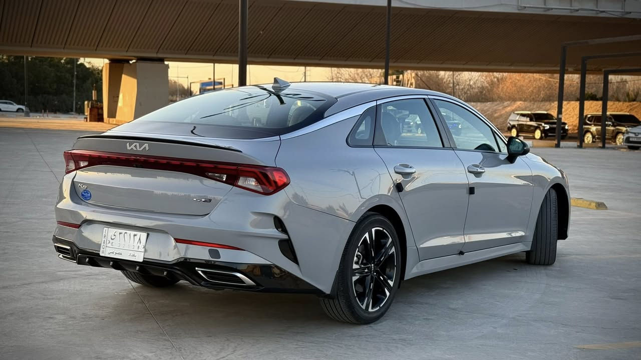 السلام عليكم
كي فايف جي تي لاين  22 بدون بنوراما وارد امريكي 
لون اسمنتي السيارة كلين مكفولة دعامية خلفية صبغ فقط  
رقم بغداد تحويل مباشر السعر 205$  كل التفاصيل مرفقة بالصور
 
للتواصل ***********
