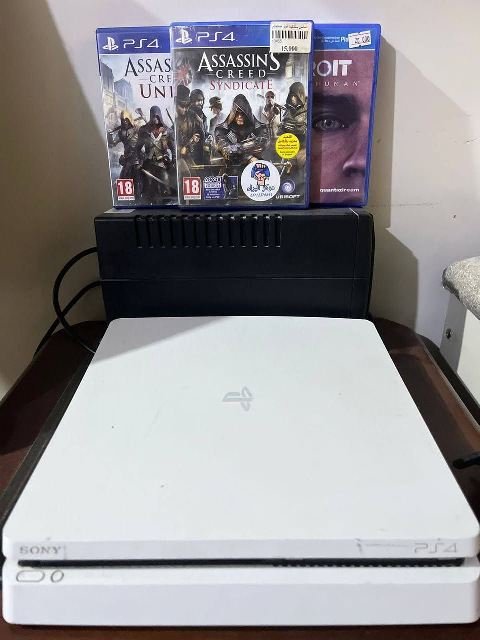 بلي 4 للبيع
السلام عليكم 
بلي 4 اون لاين مستعمل قليل مامفتوح ابد كدامكم
ويا 5 العاب 
2K 24 
Assassin's Creed Syndicate 
Assassin's Creed Unity 
Detroit 
Rainbow Six 
العاب كلهن جدد على كد التختيم فقط
مع يو بي اس نوع K star يشتغل ربع ساعه ويطفه واذا تبدله بطاريه يطول ساعه
و مع يده وحده تجاريه 
وكامل ملحقاته ويا 

السعر 300 الف قفل ابيع شلع تجي تفحص بعينك وتتوكل
مكاني بغداد / حي الجهاد / الملحانية 
*********** متواجد واتس اب
