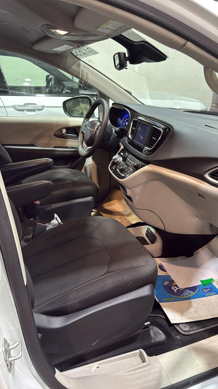 باسفيكا2023
حادثها بنيد ومبدل نفس الون 
السيارة جديدة ميحتاج اي شي فقط رقم
العنران بغداد الدورة 
السعر 207 وبيها مجال
***********
