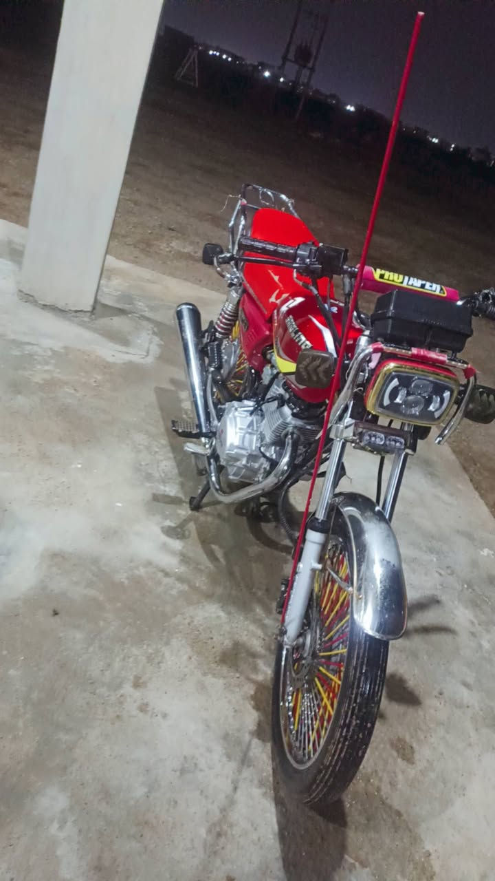 السلام عليكم دراجه للبيع اربعه گير موديل 24 السعر 550/
👈*********** مكاني الشرقاط
