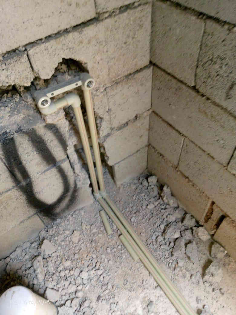 الحمد لله تم انتهاء عملي تأسيس صحيات متفرغ حالي في حي بدر ***********
