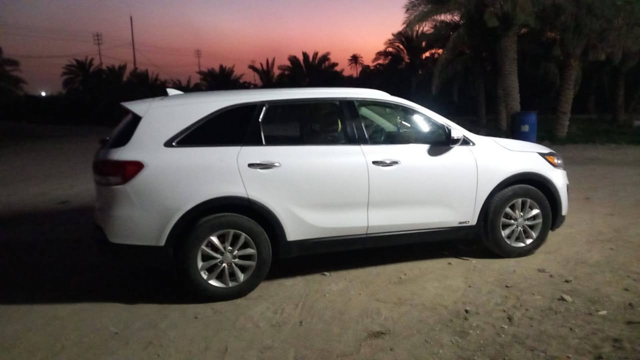 السلام عليكم
 كيا سورنتو 
مديل 2017
وارد امريكي 
محرك 4 سلندر 7 راكب 
رقم بغداد حره تحويل ثاني يوم 
ضرر السيارة جاملغ وبنيد 
السياره جديده وخير من الله تبريد حداديه مكينه كير مكفولات 
العنوان ذي قار سوق الشيوخ
للاستفسار الاتصال على الرقم التالي
واتساب +إتصال 
***********
