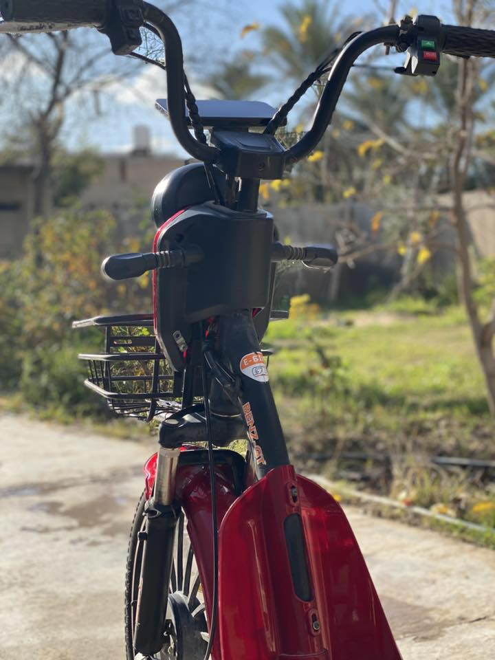 سلام عليكم دراجة شحن موديل ٢٤كلهة شغالة أي نقص مابيهة
بطاريات شرط عل فحص كامل مكمل أشاير هورن لايت عالي ناصي كاملة ودراجة كلش حلوة أحلة من لصور مكاني ديالى بعقوبة سعر ب٢٥٠وبيهة مجال بسيط ***********
