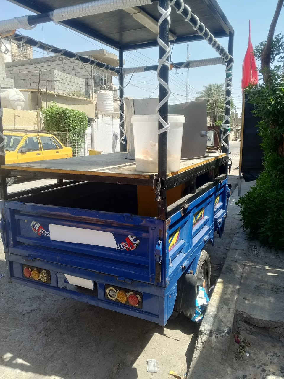 السلام عليكم ستوته موديل 24 ستوته مال شعر بنات مابيه اي نقص مولد جديده مكينه جديده باتريات نضيفات تأخذه كبل تطلع على باب الله غير متواجد بل خاص فقط واتساب ***********
