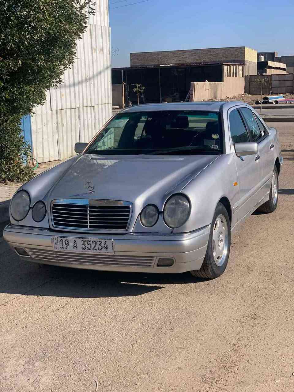 مارسدس أم عيون موديل 95محرك محور ملكه رقم كربلاء بسمي جاهزه مابيهه اي نقص مكان بغداد م الصدر السعر 69وبيهه مجال بسيط للاتصال *********** Honolulu, HI
