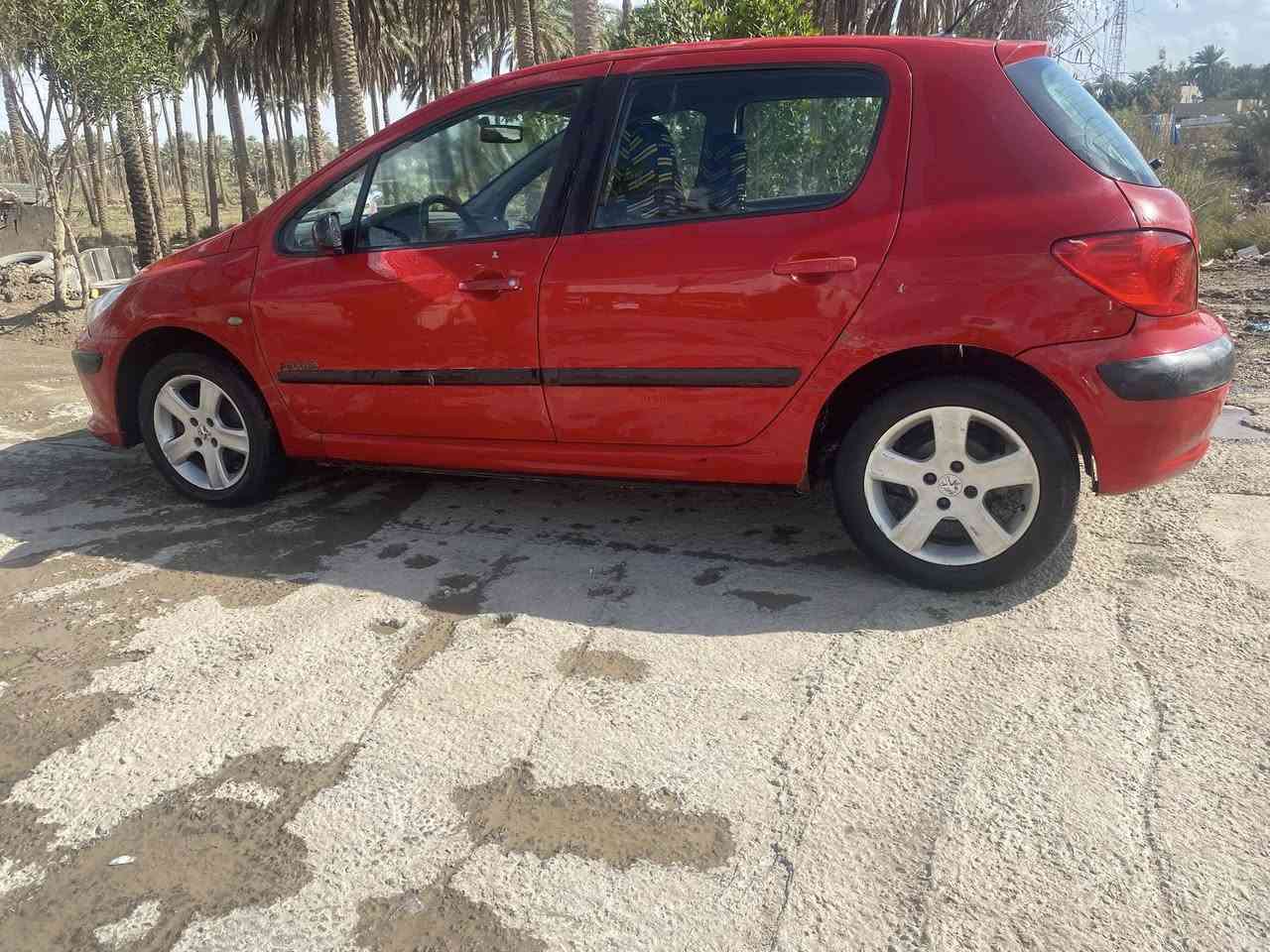 بيجو 307موديل 2006 كيرمحرك تخم تاير صدرجديد مكفولة من ضربة وتبديل سيارة جاهزة سعر48وبي مجال ***********
