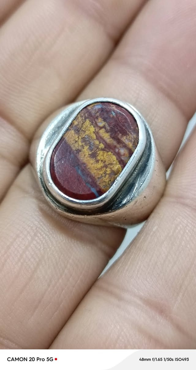 تحفه من المريمان قديم صياقه ثقيله
للبيع ***********
