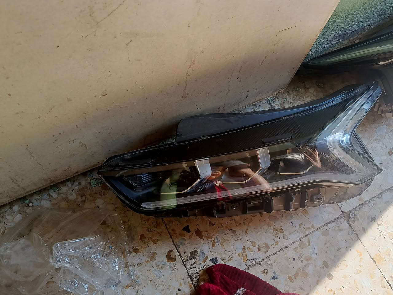 زوج لايت
لايتات زوج اربع عدسات من ل21ل24يرهمن كي فايف
بعدهم لك اصفاره  وتك 3عدسات صفحه اليسار 
الزوج ب6 ل4عدسات ول3 تك ب3
مكاني بغداد 
***********وتساب
