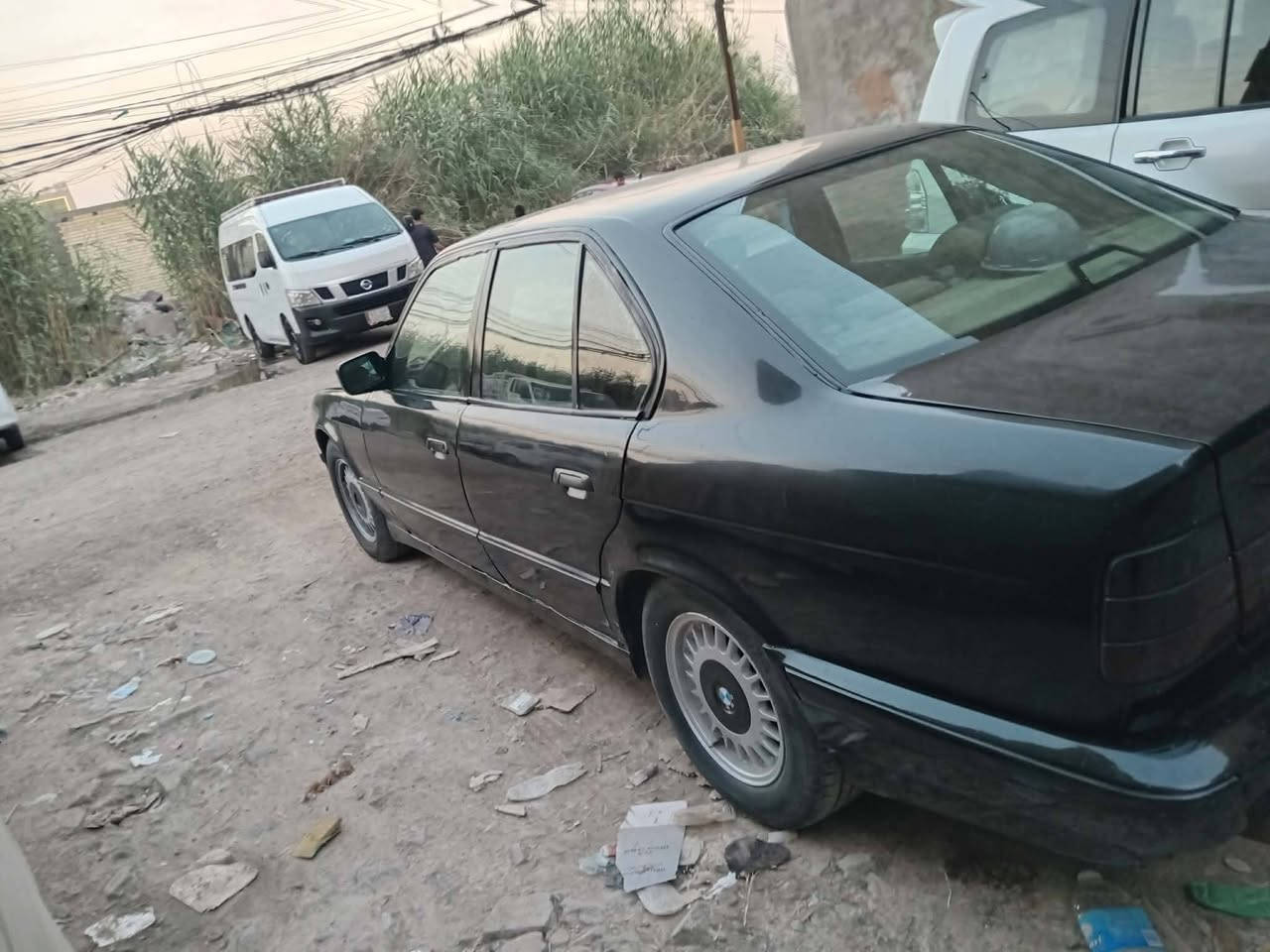 السلام عليكم 535 اصل رقم بغداد موديل 92 للبيع حدادية تعبانه بطاينها موحلوة كشنات نظاف كهربائي بيها نواقص تبريد عاطل السعر 33 وبيها مجال قليل للاتصال علئ رقم *********** للبيع فقط
