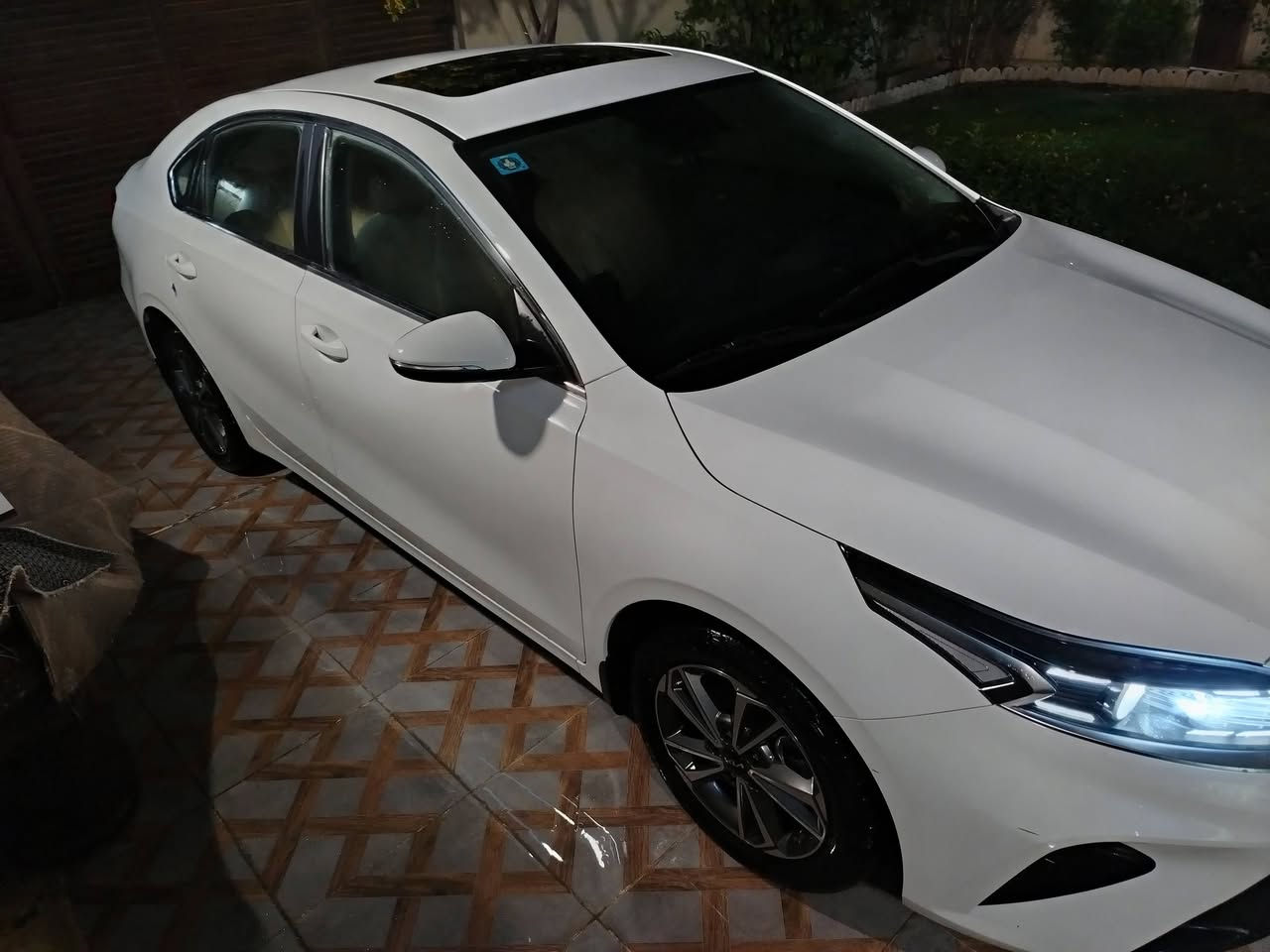 كيا سيراتو مديل ٢٠٢٤ فول مواصفات عدا البصمه خليجي ماشيه ٩٢الف بيه تبديل الجاملغ الأمامي الايسر بلادي بدون داخل بيهه طعجه خفيفه مقدار ٣ أصابع قبق الجنطه
السعر ١٨٠
السياره بسمي مداور ثاني يوم العنوان نجف
محرك ٢٠٠٠
***********
