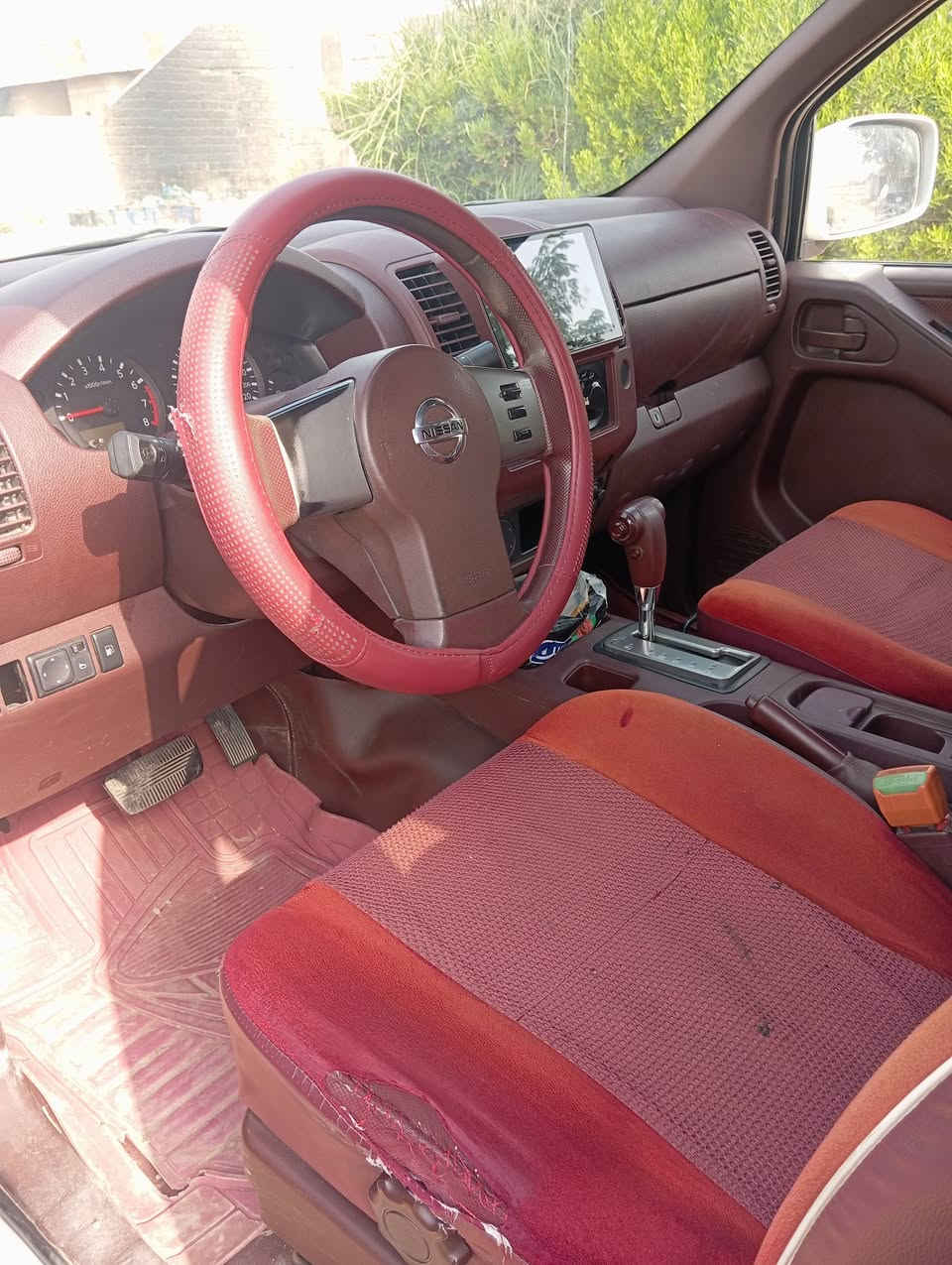 سلام عليكم للبيع سياره نفاره موديل ٢٠١٣ بلاد كير اوتوماتيك ومحرك بلاد رقم بغداد بسمي سنويه جديد سعر١٣٠ مكان سياره ديالى خانقين شرط تحويل رقم الهاتف ***********
