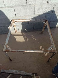 قاعده مبرده للبيع سعر 20 وبيها مجال 07818589361