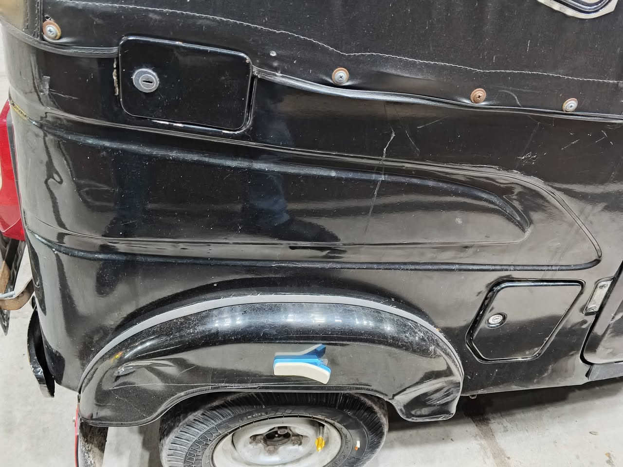 تكتك مديل 2022 رقم وسنويه رقمها كربلاء مميز كفاله من الشرك كفاله الغوده كاعديات على ابدلاد بيها بالصفحة ضربه بسيطه بصفحه البانزين معمره 
العنوان: بغداد العبيدي حي الرئاسة 
السعر: 8750 بيها مجال حك الجيه ***********
